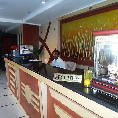Psr Hotel Tirupati Buitenkant foto