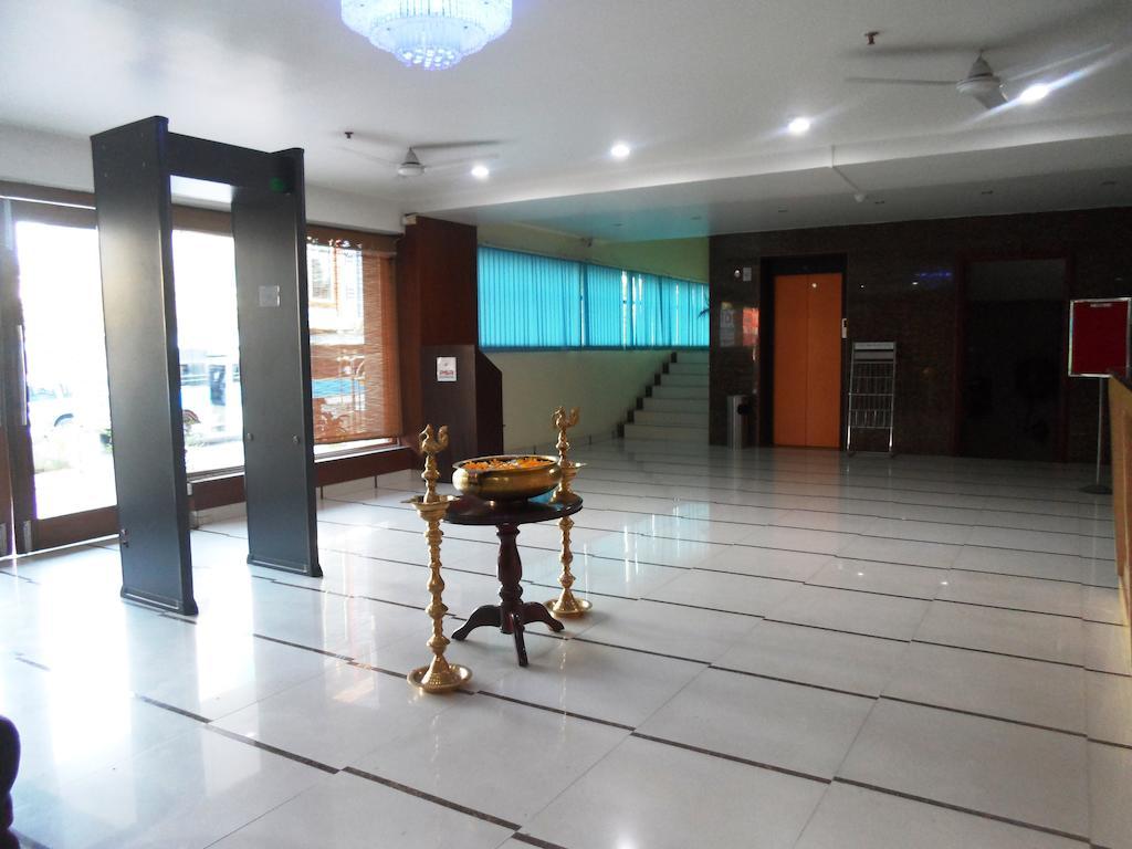 Psr Hotel Tirupati Buitenkant foto