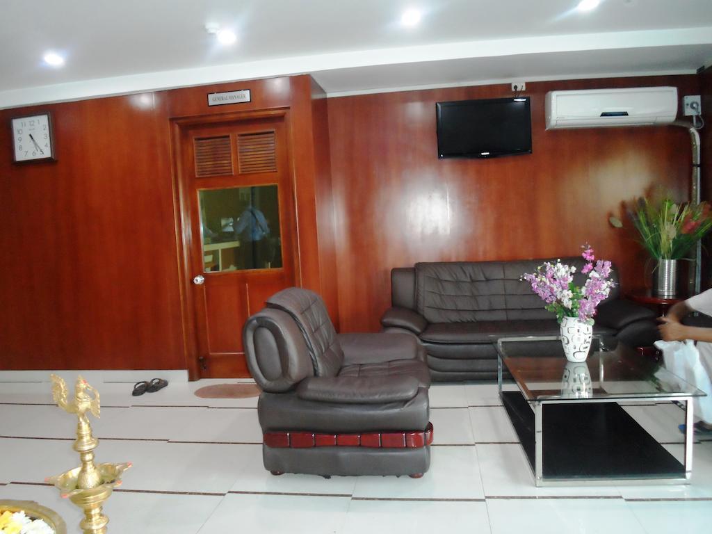 Psr Hotel Tirupati Buitenkant foto