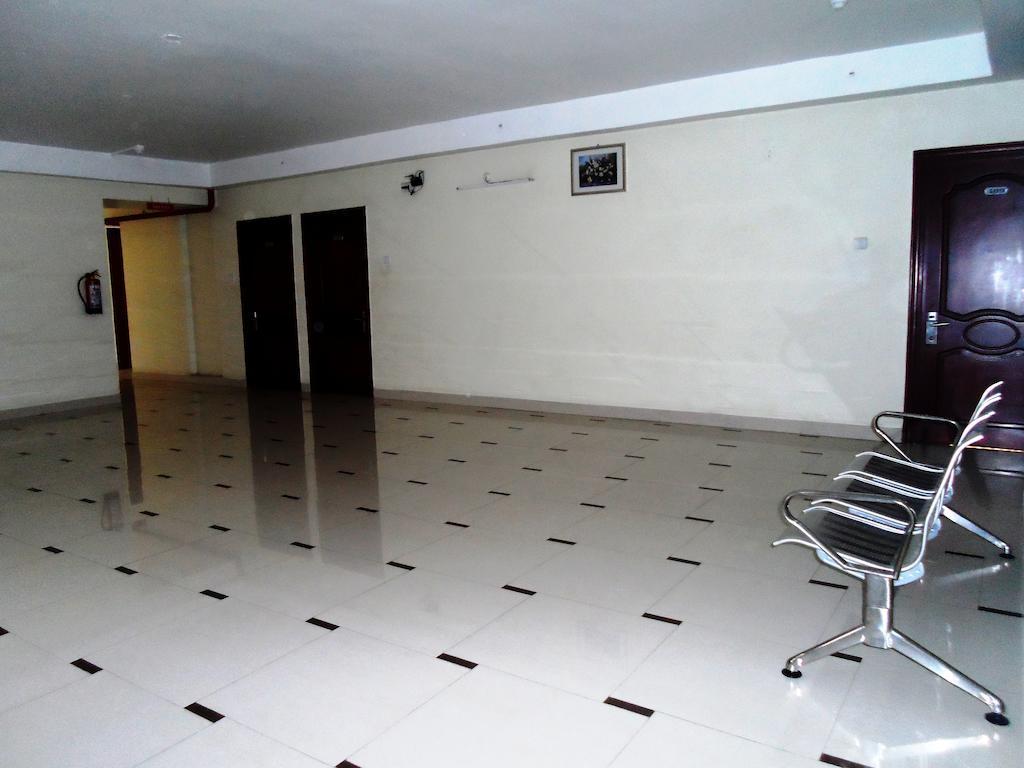 Psr Hotel Tirupati Buitenkant foto